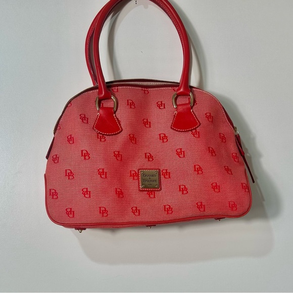 DOONEY BOURKE 1975RED MONOGRAM DB SHOULDER BAG ZIPPER CLOSURE - Picture 2 of 8